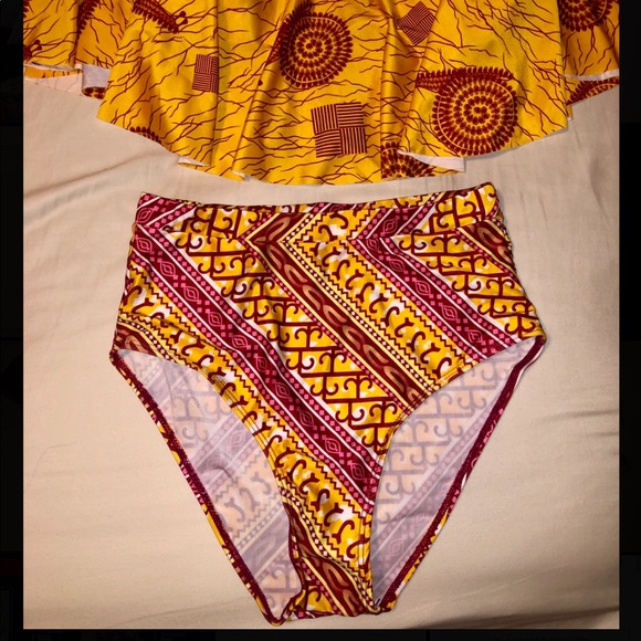 Bikini set - Picture 2 of 2